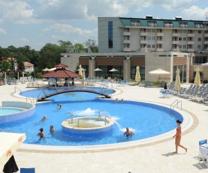 Izvor отель